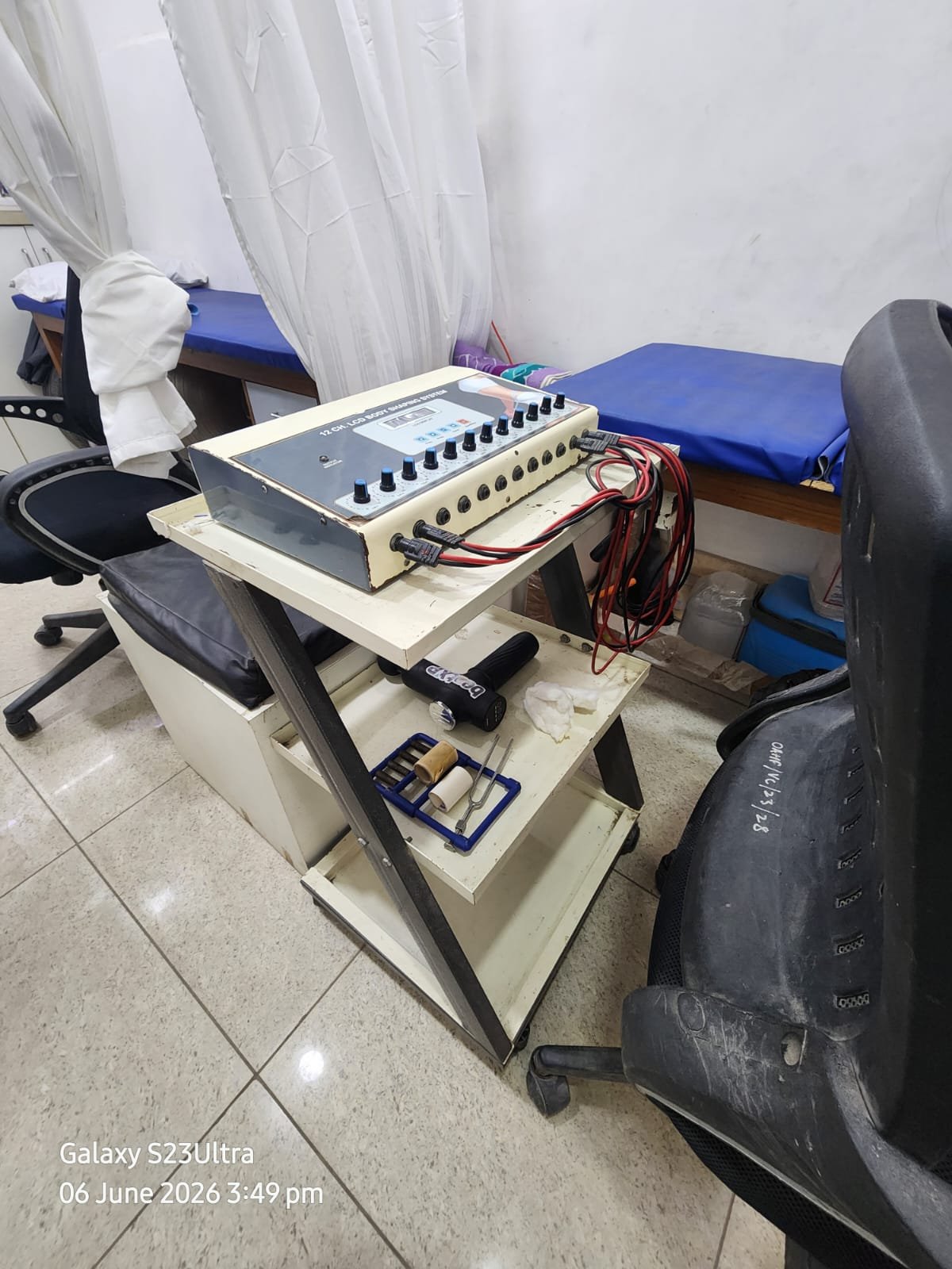 12-channel electrotherapy system